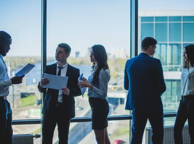 Albanian interpretation in schools